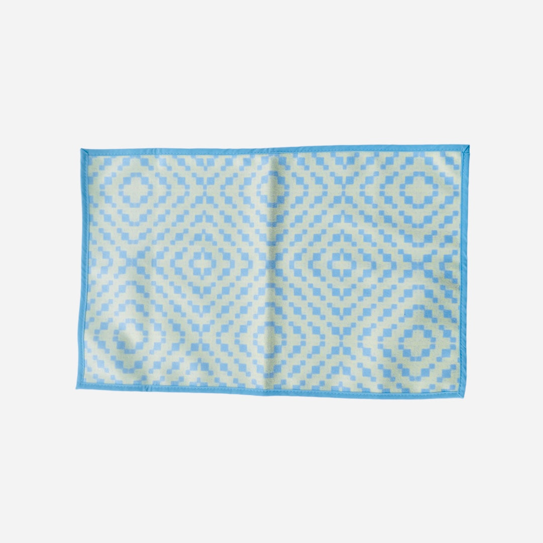 Yellow and blue diamond towel set